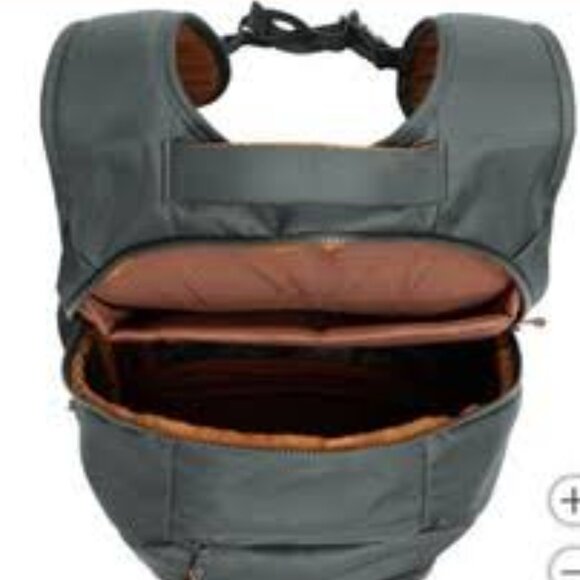 Lole Quilted Backpack Fits Up to 17" Laptop Green Padded Back Shoulder NWOT - Picture 9 of 16